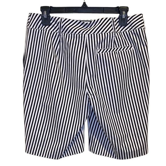 Annika Cutter & Buck Black/White Striped Golf Shorts Size 6 - Picture 4 of 10